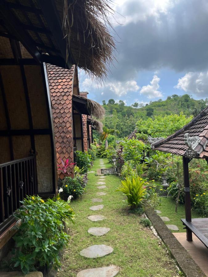 Batumadeg Holy Hills Bungalow Nusa Penida מראה חיצוני תמונה